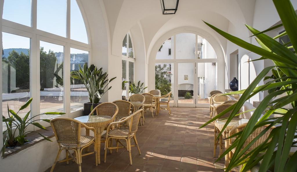 Hotel Rocamar كاذاكيس المظهر الخارجي الصورة